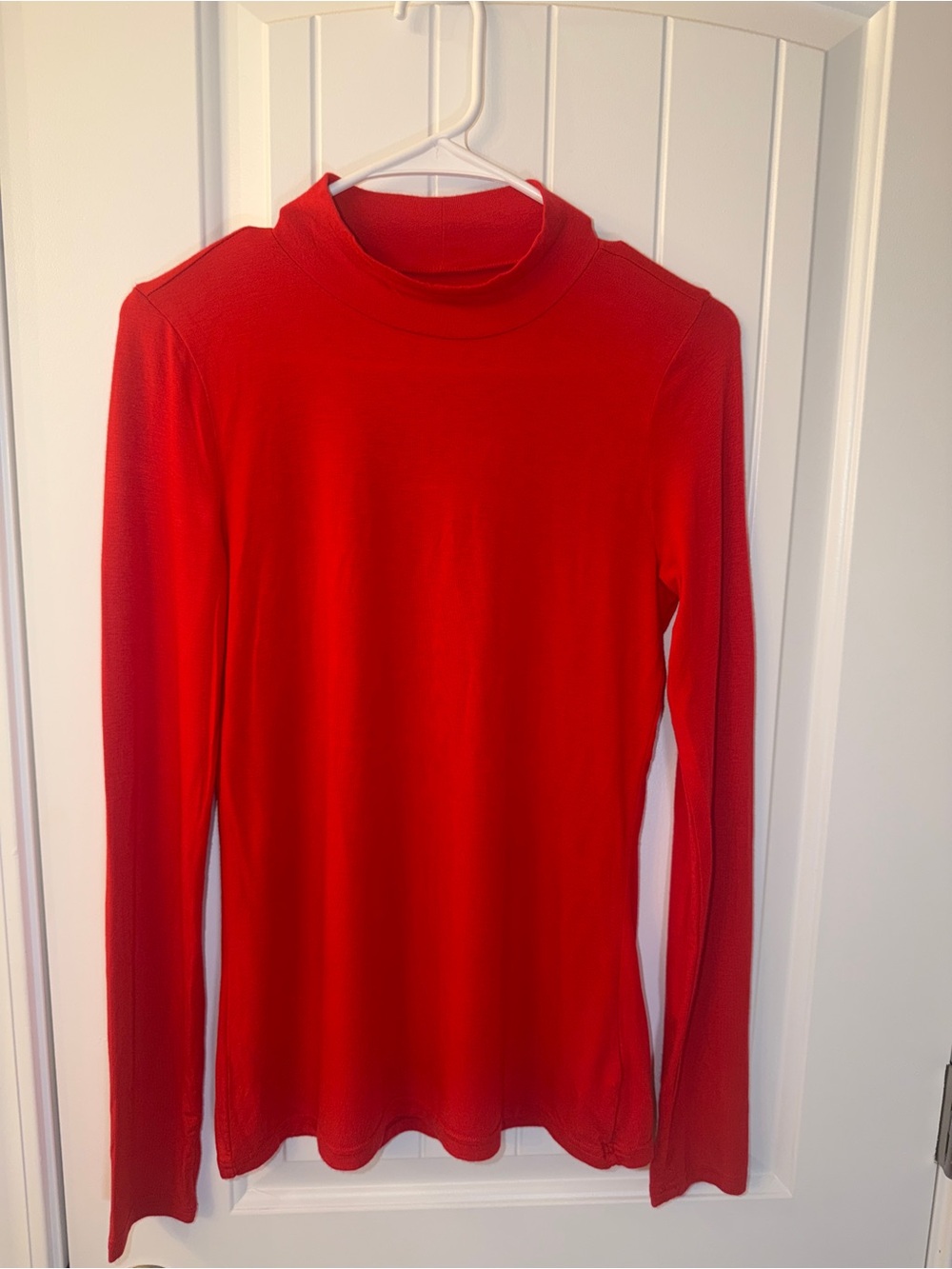 Offline by Aerie Chillside Collection Red Long Sleeve Mock Neck Thumbholes Top